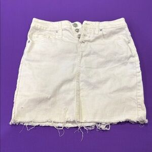 Stylish White Denim Skirt